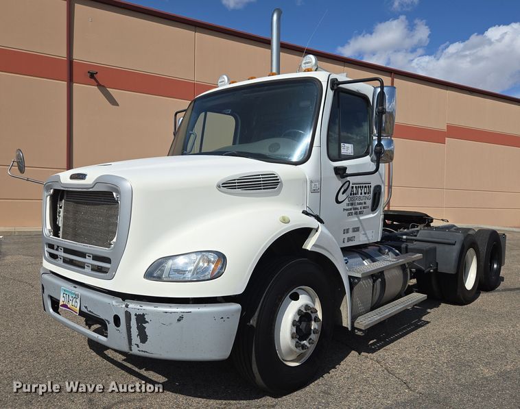 image for item EC0924 2016 Freightliner 11M semi truck