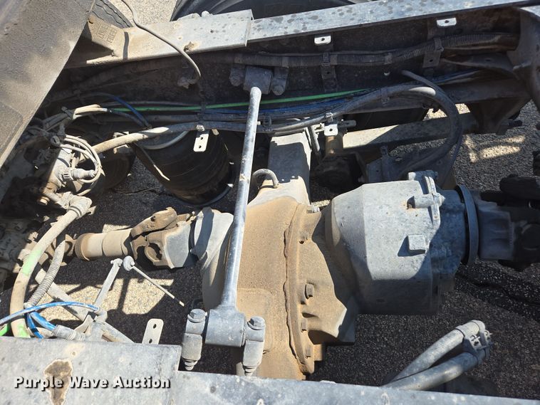 image for item EC0924 2016 Freightliner 11M semi truck