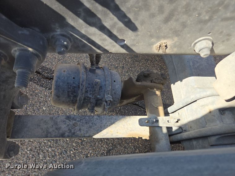 image for item EC0924 2016 Freightliner 11M semi truck