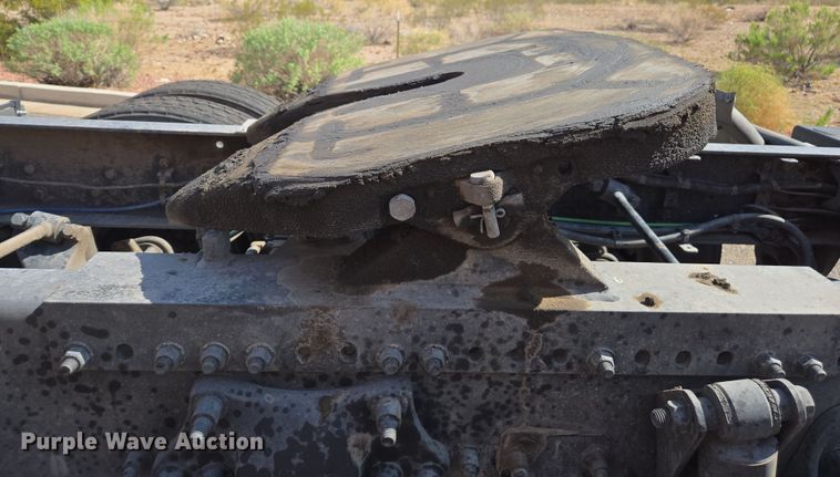 image for item EC0924 2016 Freightliner 11M semi truck