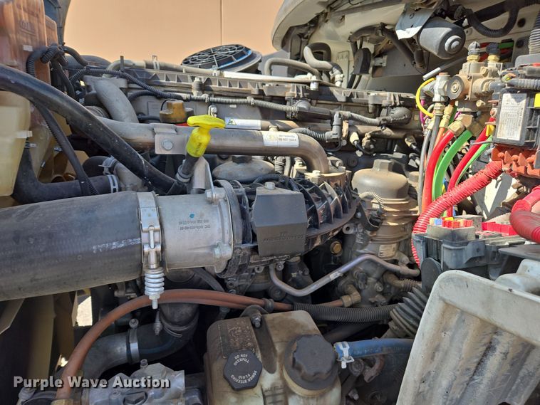 image for item EC0924 2016 Freightliner 11M semi truck