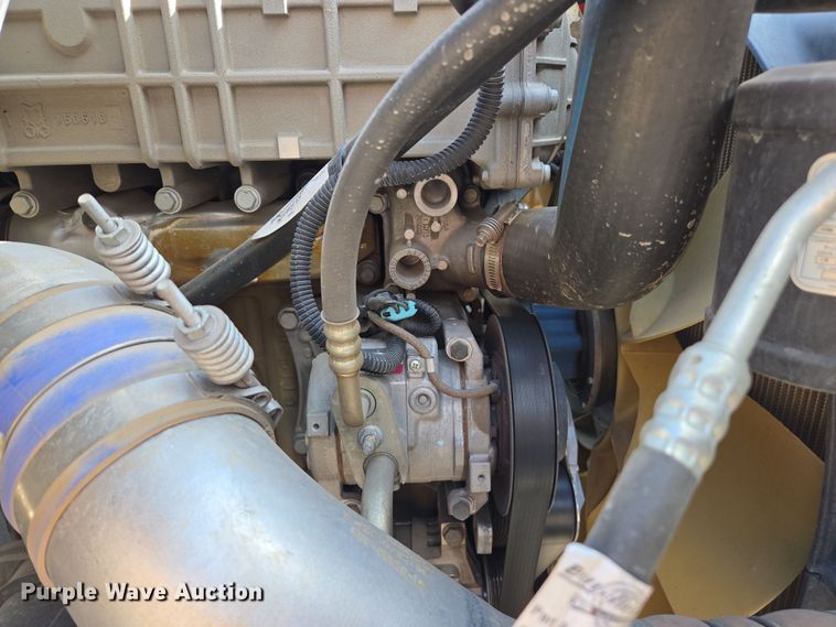 image for item EC0924 2016 Freightliner 11M semi truck