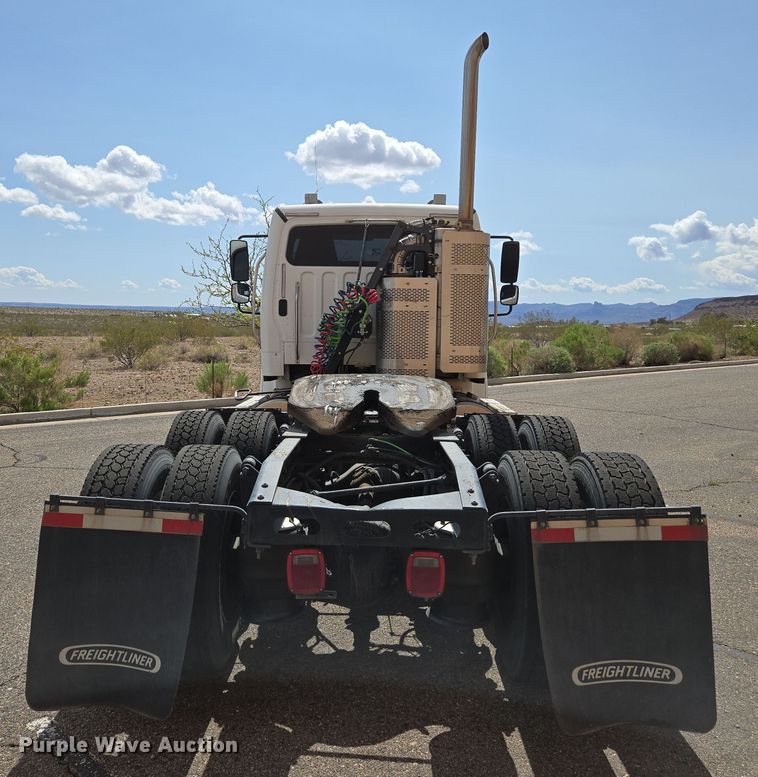 image for item EC0925 2016 Freightliner 11M semi truck