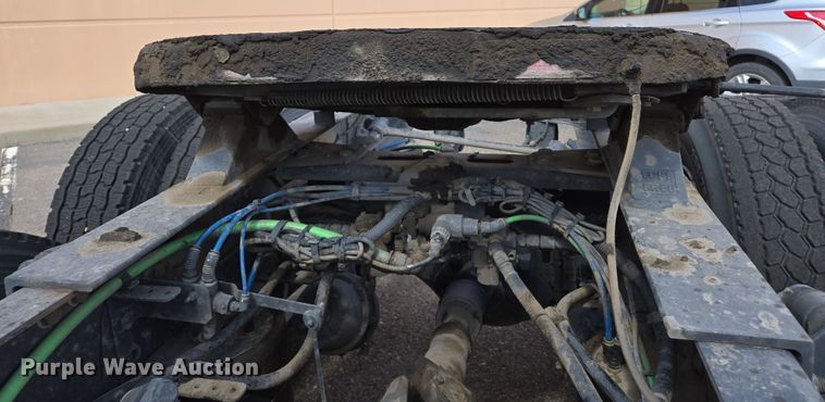 image for item EC0925 2016 Freightliner 11M semi truck