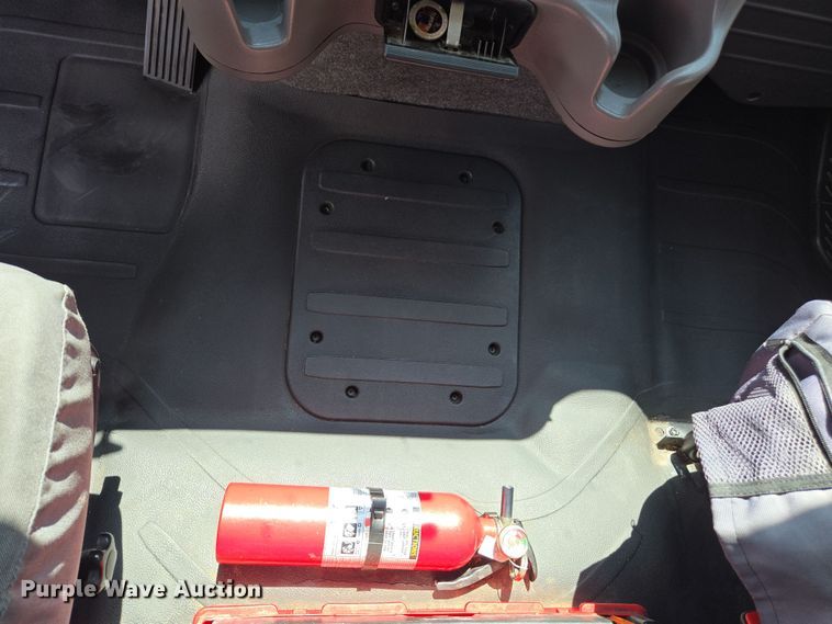 image for item EC0925 2016 Freightliner 11M semi truck