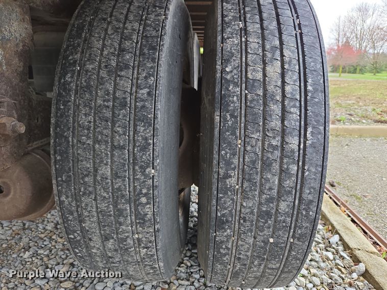 image for item EC4162 2005 Great Dane dry van trailer