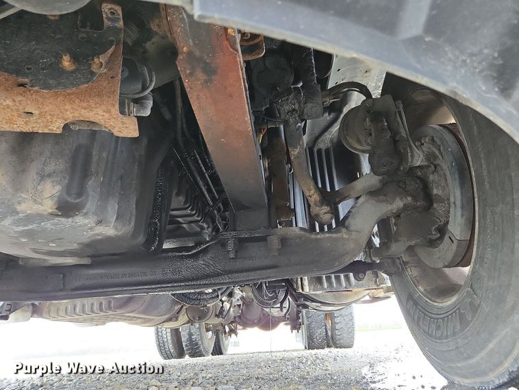 image for item EC4163 2012 Freightliner Cascadia semi truck