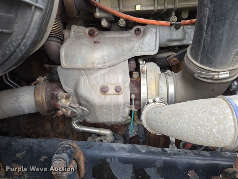 image for item EC4163 2012 Freightliner Cascadia semi truck