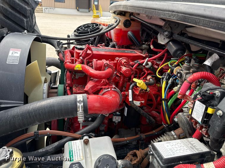 image for item ED4133 2020 Freightliner Business Class M2 box truck