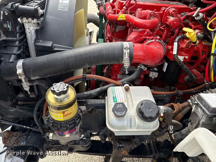 image for item ED4133 2020 Freightliner Business Class M2 box truck