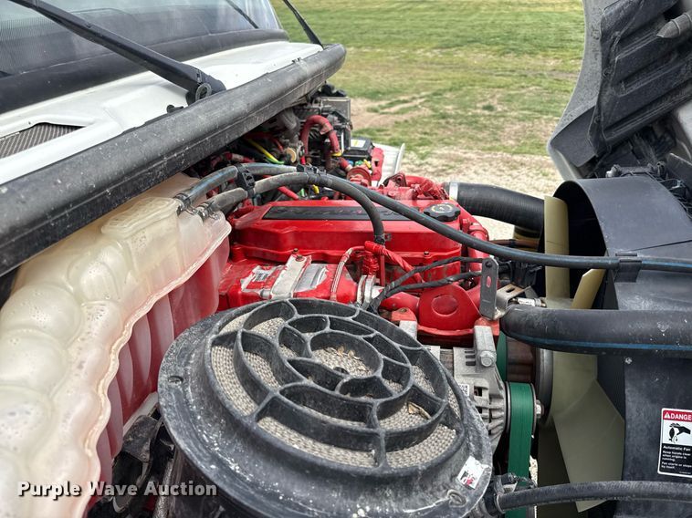 image for item ED4133 2020 Freightliner Business Class M2 box truck