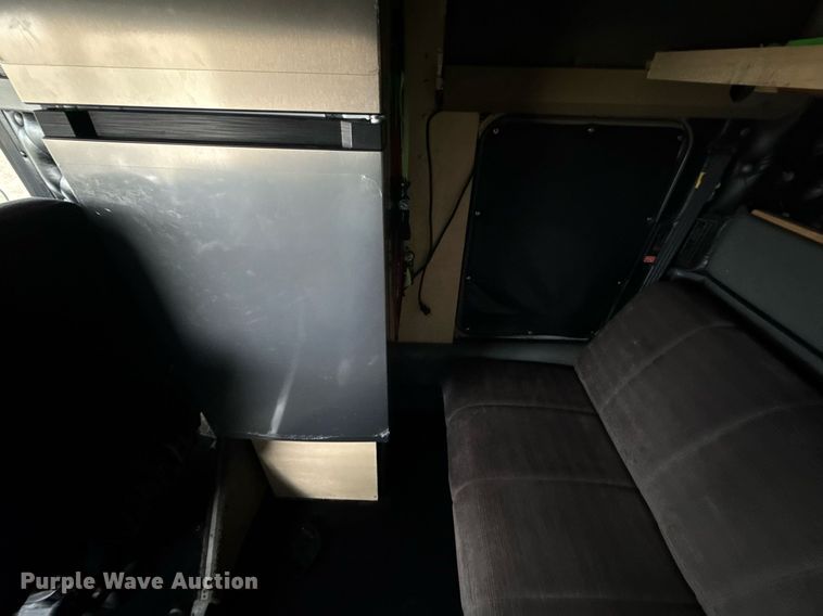 image for item ED4173 1999 Kenworth W900 semi truck