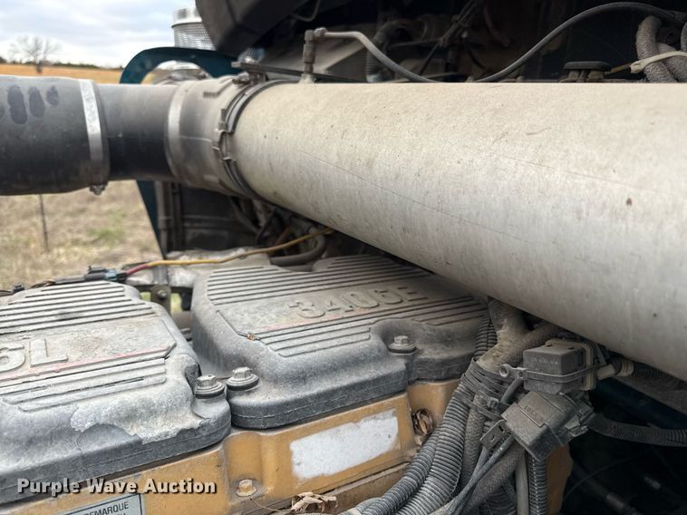 image for item ED4173 1999 Kenworth W900 semi truck