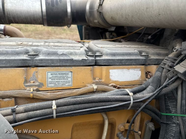 image for item ED4173 1999 Kenworth W900 semi truck