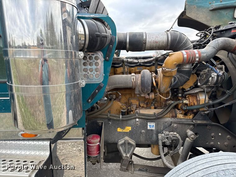 image for item ED4173 1999 Kenworth W900 semi truck