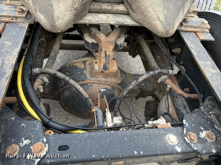 image for item ED4173 1999 Kenworth W900 semi truck