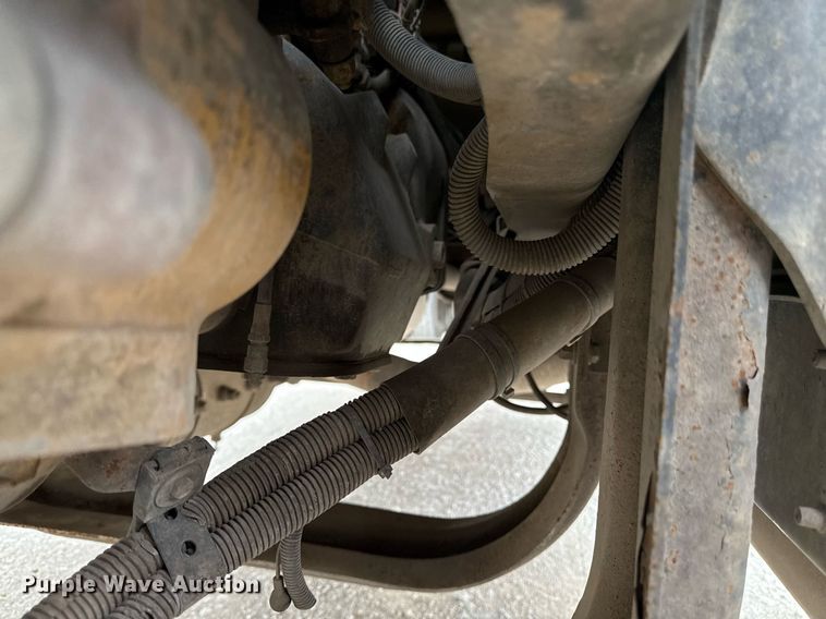 image for item ED4173 1999 Kenworth W900 semi truck