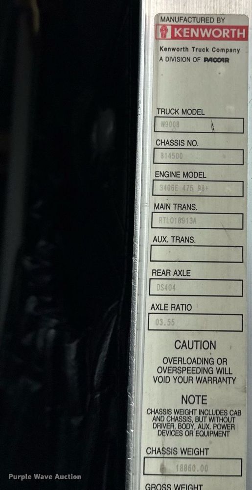 image for item ED4173 1999 Kenworth W900 semi truck