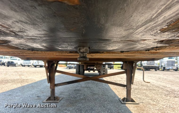 image for item EG0955 1998 Utility Trailer VS2DC dry van trailer