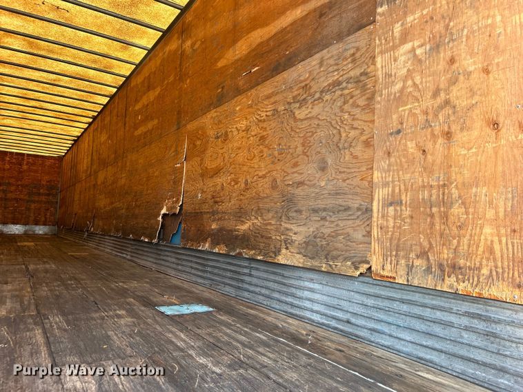 image for item EG0955 1998 Utility Trailer VS2DC dry van trailer