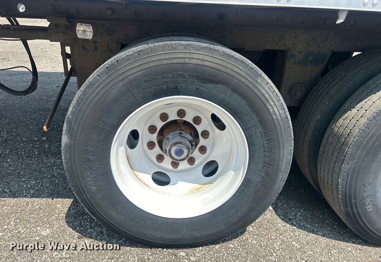 image for item EG0955 1998 Utility Trailer VS2DC dry van trailer