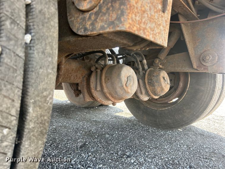 image for item EG0955 1998 Utility Trailer VS2DC dry van trailer