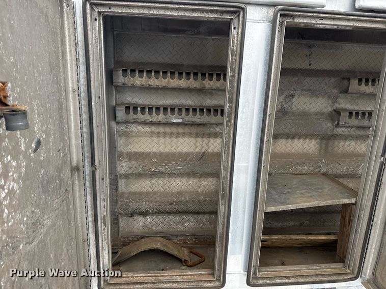 image for item EG2533 2008 Peterbilt 388 semi truck