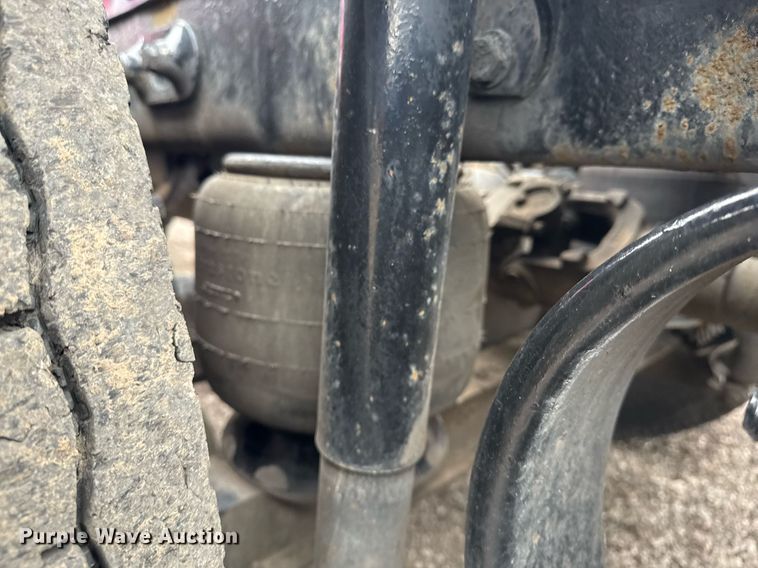 image for item EG2533 2008 Peterbilt 388 semi truck