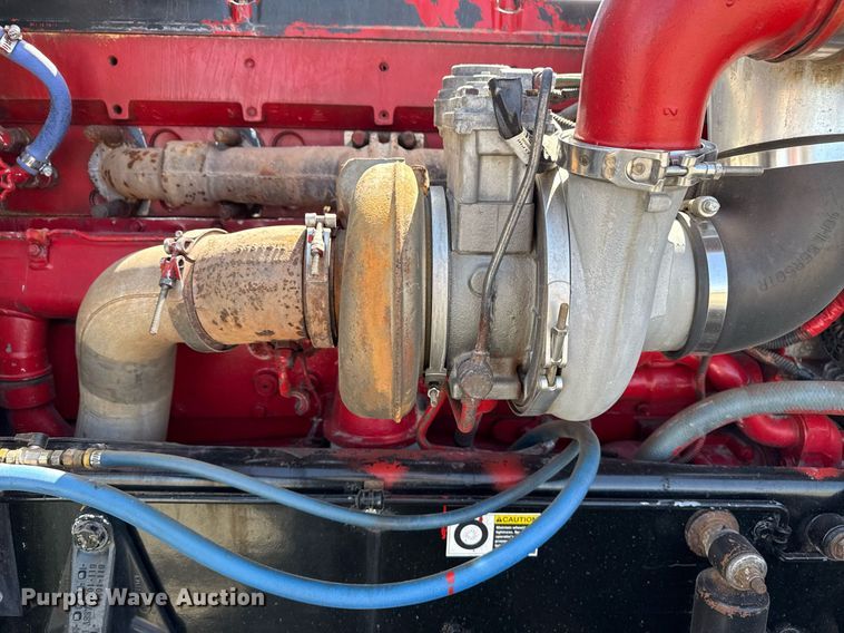 image for item EG5689 2010 Peterbilt 389 semi truck