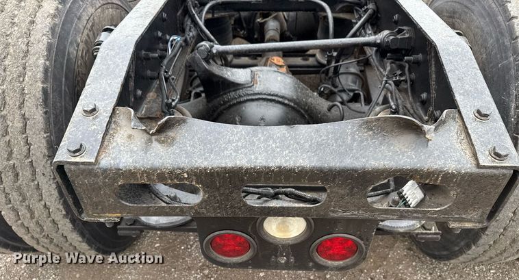 image for item EG5716 2013 Freightliner Coronado semi truck