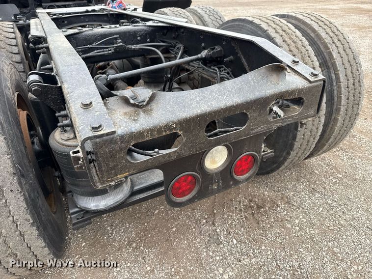 image for item EG5716 2013 Freightliner Coronado semi truck