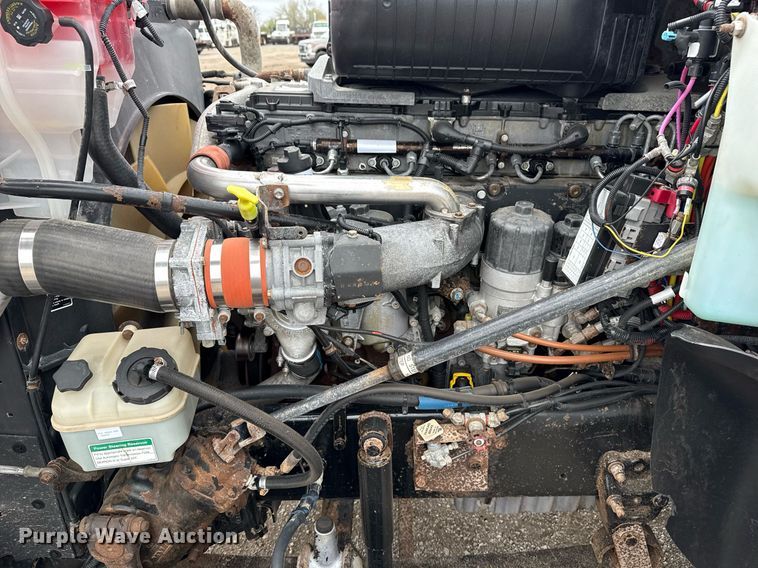 image for item EG5716 2013 Freightliner Coronado semi truck