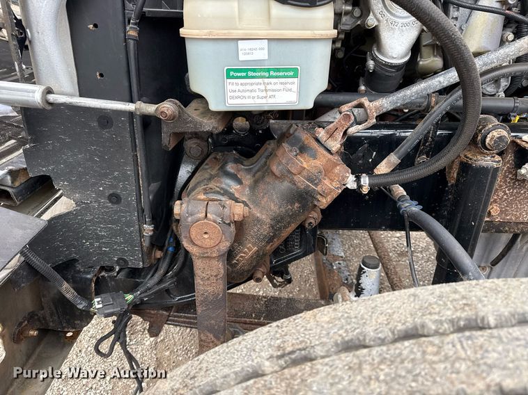 image for item EG5716 2013 Freightliner Coronado semi truck