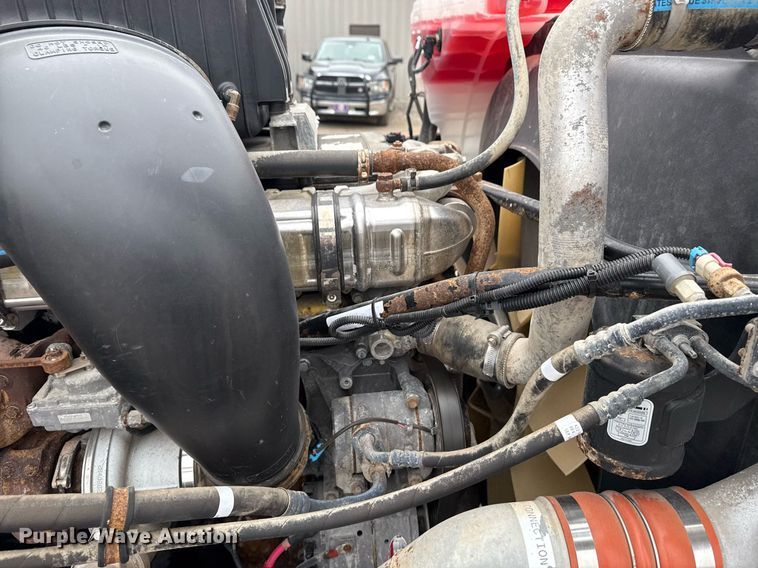 image for item EG5716 2013 Freightliner Coronado semi truck