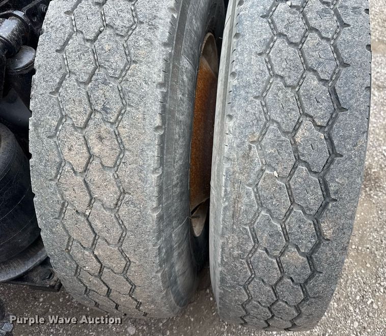 image for item EG5716 2013 Freightliner Coronado semi truck