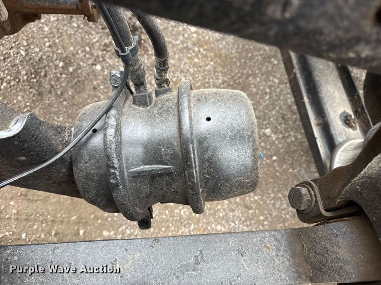 image for item EG5716 2013 Freightliner Coronado semi truck