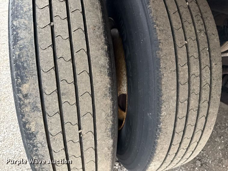 image for item EG5719 2006 Great Dane 7311TL dry van trailer