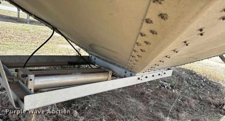 image for item EG6189 1985 Guthrie grain trailer