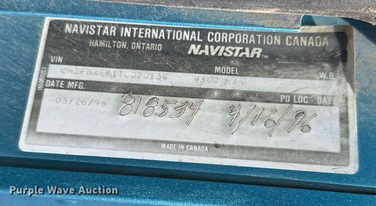 image for item EG6190 1996 International 9300 Eagle semi truck