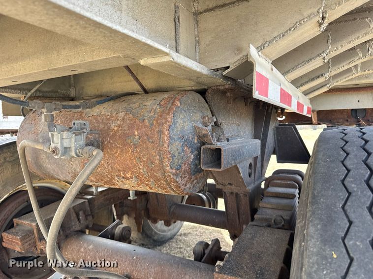image for item EG6191 1979 Trailmobile end dump trailer