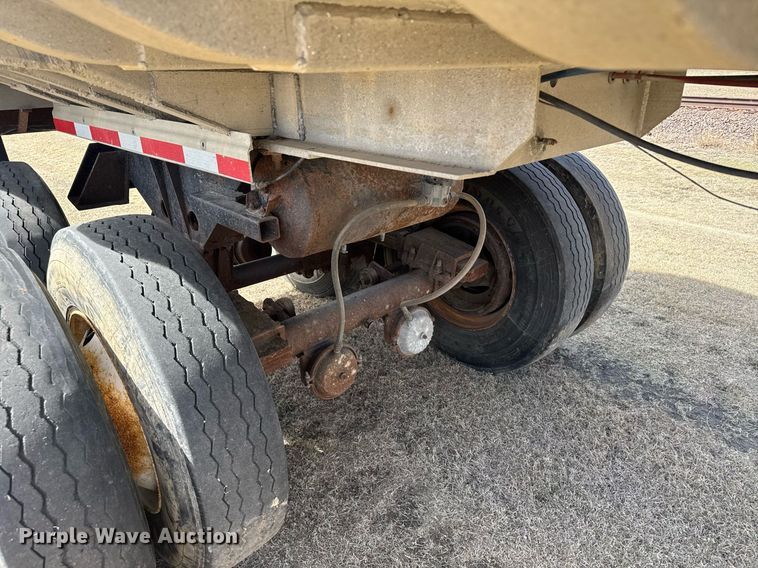 image for item EG6191 1979 Trailmobile end dump trailer