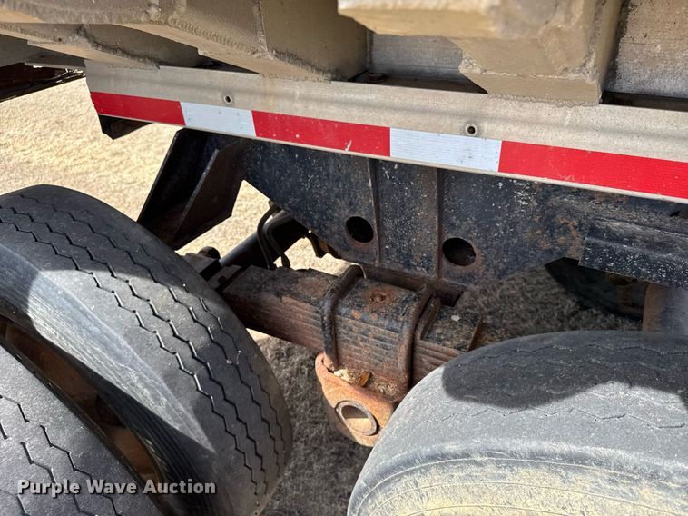 image for item EG6191 1979 Trailmobile end dump trailer