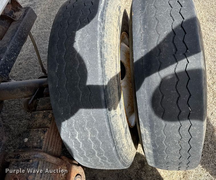 image for item EG6191 1979 Trailmobile end dump trailer