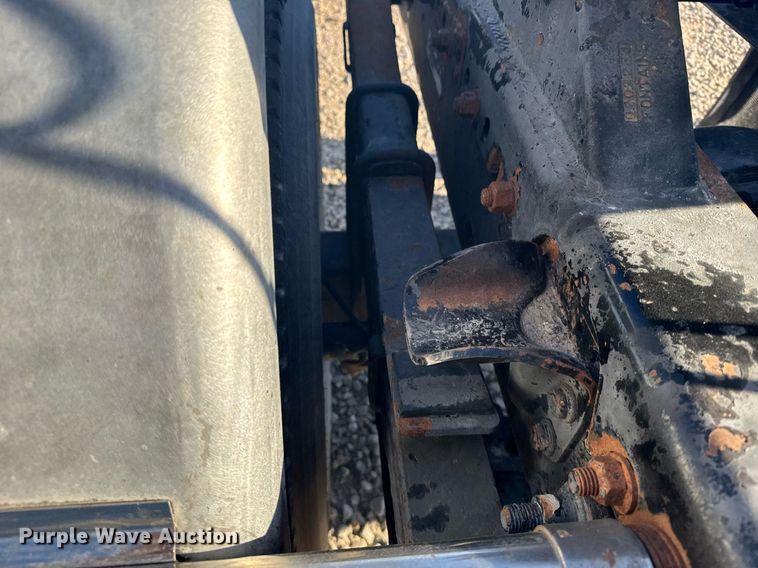 image for item EG6268 2003 Freightliner FL70 semi truck