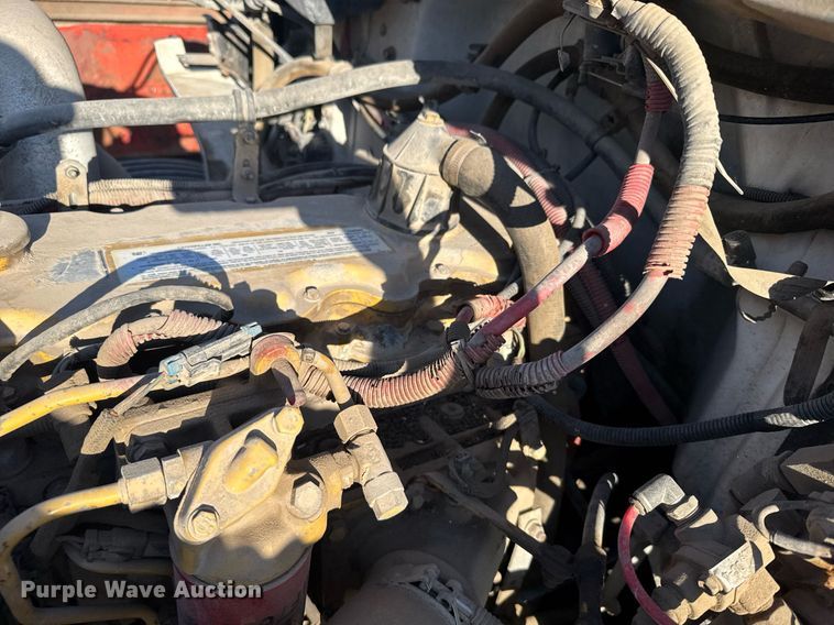 image for item EG6268 2003 Freightliner FL70 semi truck