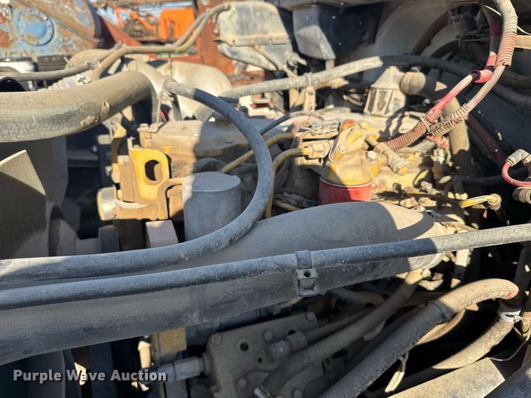 image for item EG6268 2003 Freightliner FL70 semi truck