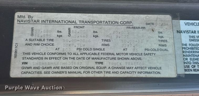 image for item EJ8392 1994 International 8100 semi truck