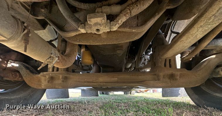 image for item EJ8422 1992 Peterbilt 379 semi truck