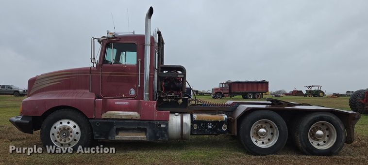 image for item EJ8431 1987 Kenworth winch truck