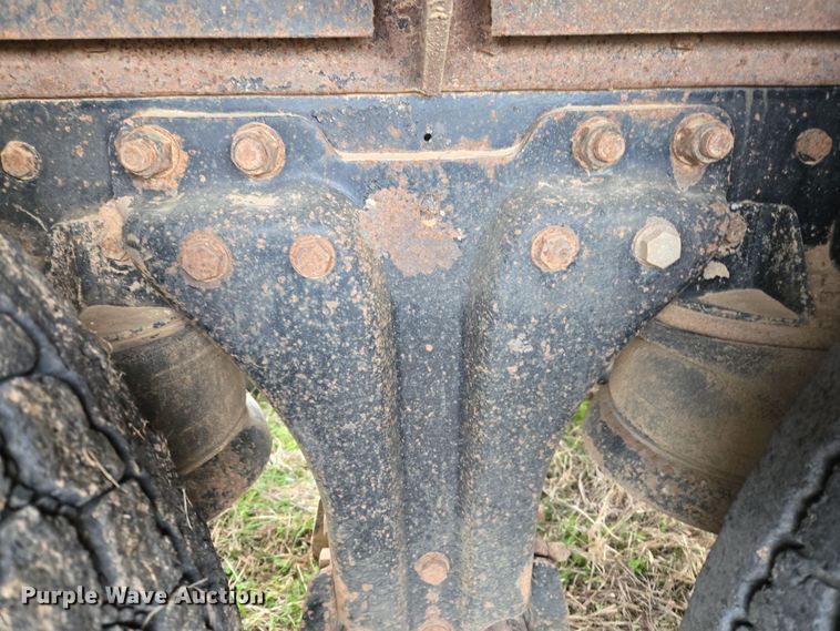 image for item EJ8431 1987 Kenworth winch truck